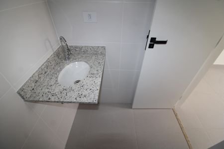 Apartamento à venda com 42m², 2 quartos e sem vagaBanheiro