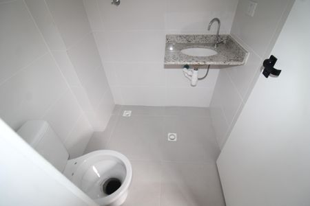 Apartamento à venda com 42m², 2 quartos e sem vagaBanheiro 2