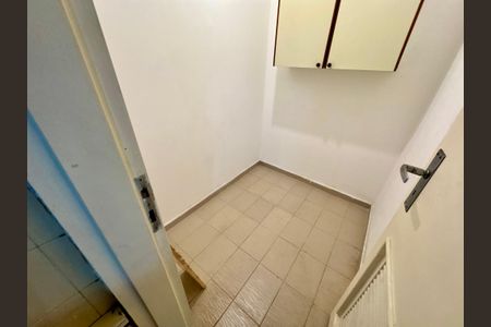 Apartamento à venda com 92m², 3 quartos e 1 vaga Apartamento à venda com 92m², 3 quartos e 1 vagaQuarto de Serviço