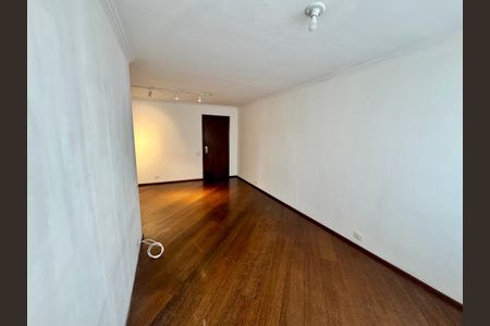 Apartamento à venda com 92m², 3 quartos e 1 vaga Apartamento à venda com 92m², 3 quartos e 1 vagaSala