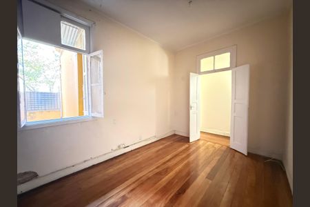 Casa à venda com 4 quartos, 124m² em Campos Elíseos, São Paulo