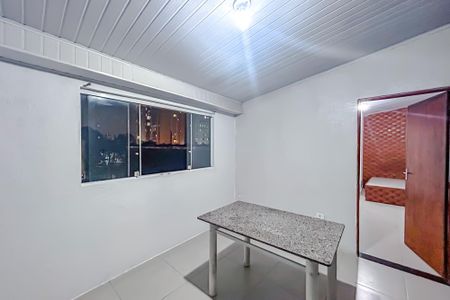 Casa para alugar com 40m², 1 quarto e sem vagaCozinha e Sala de Jantar