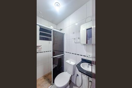 Banheiro de casa para alugar com 1 quarto, 40m² em Guaiauna, São Paulo