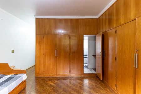 Casa à venda com 1360m², 4 quartos e 7 vagasSuíte 2