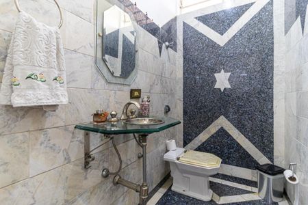 Casa à venda com 1360m², 4 quartos e 7 vagasLavabo 1