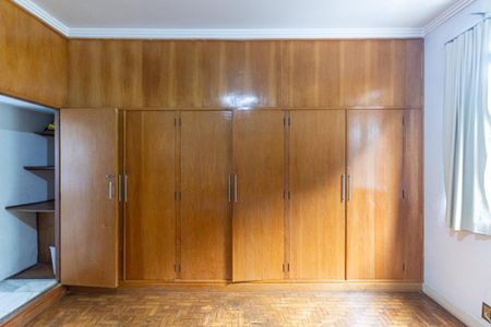 Casa à venda com 1360m², 4 quartos e 7 vagasSuíte 2
