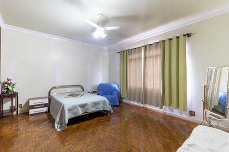 Casa à venda com 1360m², 4 quartos e 7 vagasSuíte 1