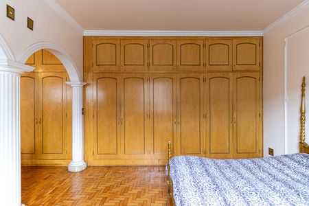 Casa à venda com 1360m², 4 quartos e 7 vagasSuíte 3