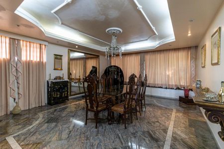 Casa à venda com 1360m², 4 quartos e 7 vagasSala de Jantar