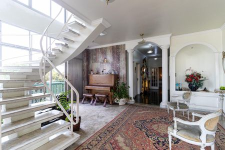 Hall de Entrada de casa à venda com 4 quartos, 1360m² em Pacaembu, São Paulo