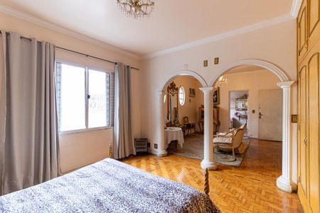 Casa à venda com 1360m², 4 quartos e 7 vagasSuíte 3