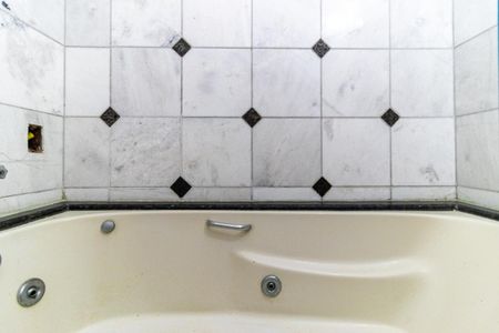 Casa à venda com 1360m², 4 quartos e 7 vagasBanheiro da Suíte 4