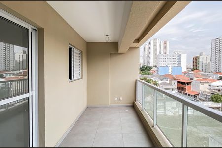 Apartamento à venda com 47m², 1 quarto e 1 vaga Apartamento à venda com 47m², 1 quarto e 1 vagaVaranda