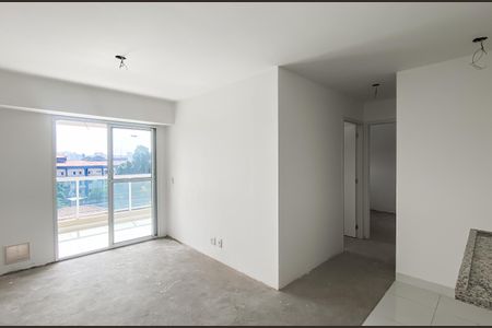 Apartamento à venda com 46m², 2 quartos e 1 vaga Apartamento à venda com 46m², 2 quartos e 1 vagaSala/cozinha