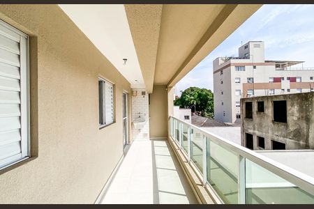 Apartamento à venda com 46m², 1 quarto e 1 vaga Apartamento à venda com 46m², 1 quarto e 1 vagaVaranda /área de serviço