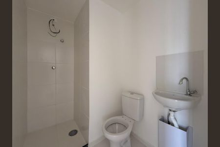 Apartamento para alugar com 29m², 2 quartos e sem vaga Apartamento para alugar com 29m², 2 quartos e sem vagaBanheiro