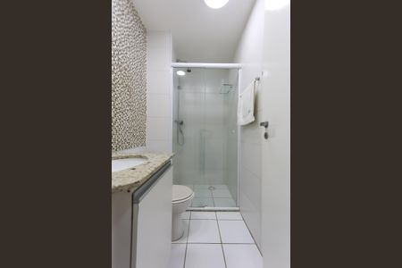 Apartamento à venda com 56m², 2 quartos e 1 vaga Apartamento à venda com 56m², 2 quartos e 1 vagaBanheiro