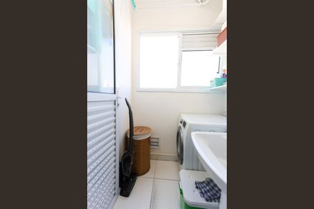 Apartamento à venda com 56m², 2 quartos e 1 vaga Apartamento à venda com 56m², 2 quartos e 1 vagaÁrea de Serviço
