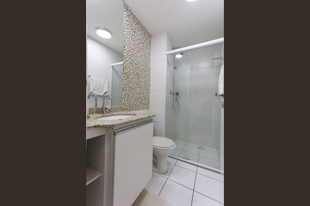 Apartamento à venda com 56m², 2 quartos e 1 vaga Apartamento à venda com 56m², 2 quartos e 1 vagaBanheiro