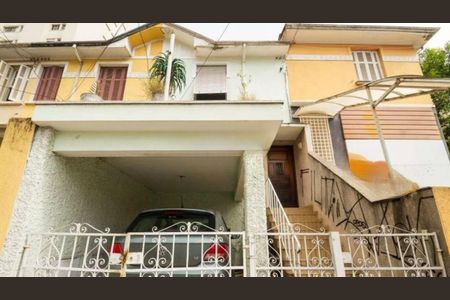 Casa à venda com 130m², 3 quartos e 1 vaga