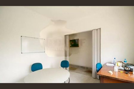 Casa à venda com 130m², 3 quartos e 1 vaga