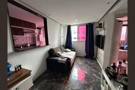 Sala de apartamento para alugar com 2 quartos, 43m² em Guadalupe, Rio de Janeiro