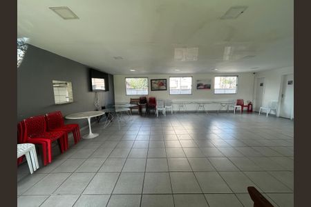 Apartamento para alugar com 43m², 2 quartos e 1 vagaÁrea comum - Salão de festas