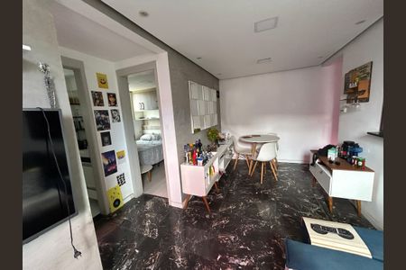 Sala de apartamento para alugar com 2 quartos, 43m² em Guadalupe, Rio de Janeiro