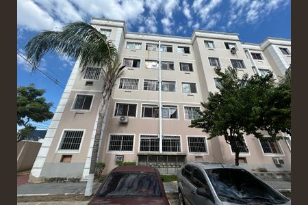 Apartamento para alugar com 43m², 2 quartos e 1 vagaFachada + placa