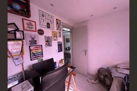 Quarto 2 de apartamento para alugar com 2 quartos, 43m² em Guadalupe, Rio de Janeiro