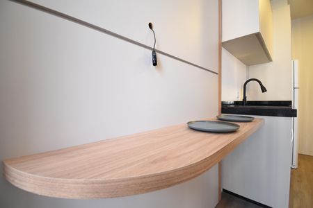 Studio de kitnet/studio para alugar com 1 quarto, 27m² em Centro, Curitiba