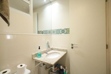 Banheiro de apartamento à venda com 2 quartos, 65m² em Fundação, São Caetano do Sul