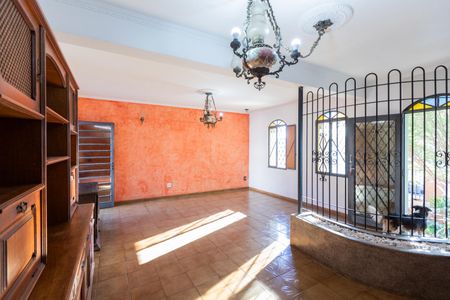 Casa para alugar com 165m², 3 quartos e 1 vagaSala