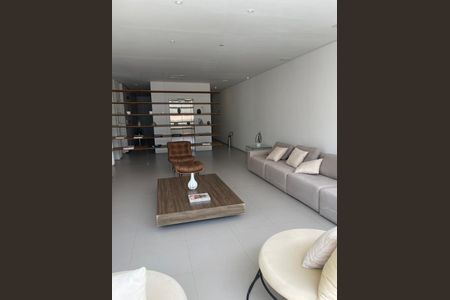 Studio à venda com 35m², 1 quarto e 1 vagaHall Social