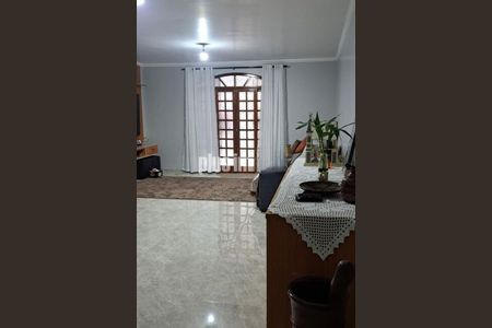 Casa à venda com 3 quartos, 285m² em Jardim Nossa Senhora do Carmo, São Paulo