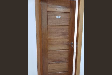 Porta de entrada de apartamento para alugar com 1 quarto, 31m² em Ipiranga, São Paulo