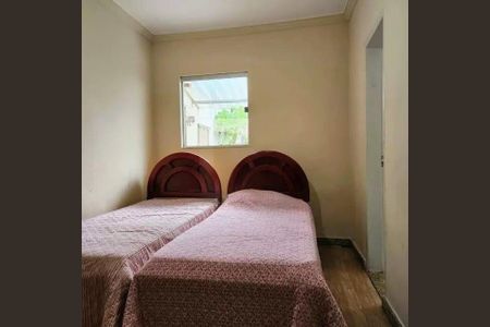 Casa à venda com 5 quartos, 210m² em Sagrada Família, Belo Horizonte