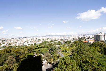 Vista de apartamento para alugar com 3 quartos, 97m² em Caiçaras, Belo Horizonte