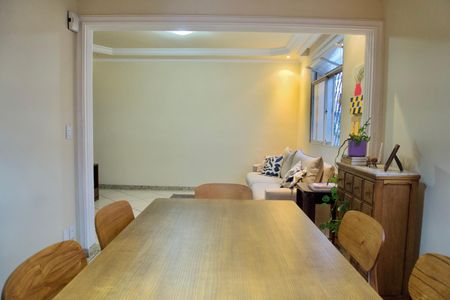 Apartamento à venda com 3 quartos, 125m² em Coração Eucarístico, Belo Horizonte