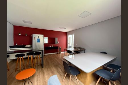 Apartamento à venda com 28m², 2 quartos e sem vagaÁrea comum