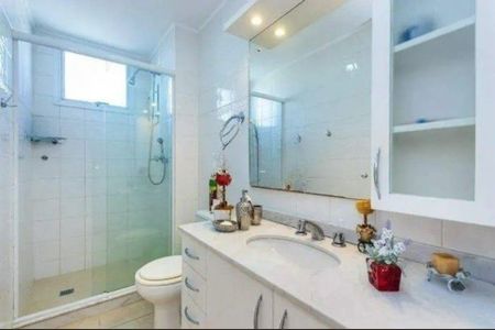 Apartamento para alugar com 108m², 3 quartos e 1 vaga Apartamento para alugar com 108m², 3 quartos e 1 vagaBanheiro 1