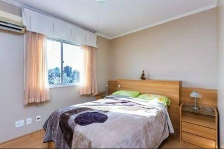 Quarto 1 de apartamento para alugar com 3 quartos, 108m² em Santana, Porto Alegre