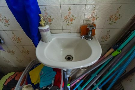 Casa à venda com 134m², 3 quartos e 2 vagas Casa à venda com 134m², 3 quartos e 2 vagasBanheiro de serviço