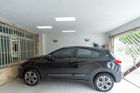 Casa à venda com 134m², 3 quartos e 2 vagas Casa à venda com 134m², 3 quartos e 2 vagasGaragem