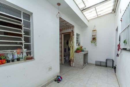 Casa à venda com 134m², 3 quartos e 2 vagas Casa à venda com 134m², 3 quartos e 2 vagasQuintal