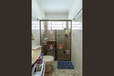 Casa à venda com 134m², 3 quartos e 2 vagas Casa à venda com 134m², 3 quartos e 2 vagasBanheiro Social