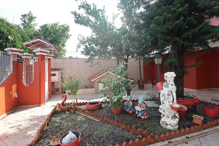 Casa para alugar com 250m², 4 quartos e 3 vagasÁrea externa