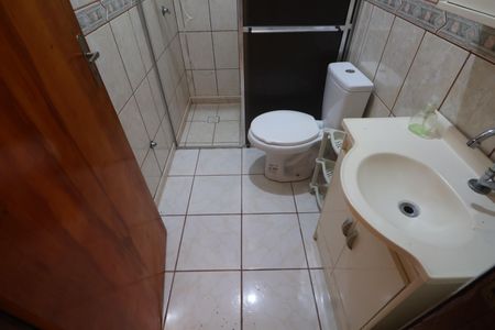 Casa para alugar com 250m², 4 quartos e 3 vagasBanheiro da Suíte 1
