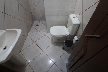 Casa para alugar com 250m², 4 quartos e 3 vagasBanheiro
