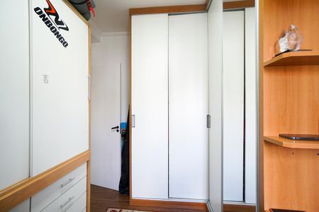 Apartamento à venda com 136m², 4 quartos e 3 vagasQuarto 03